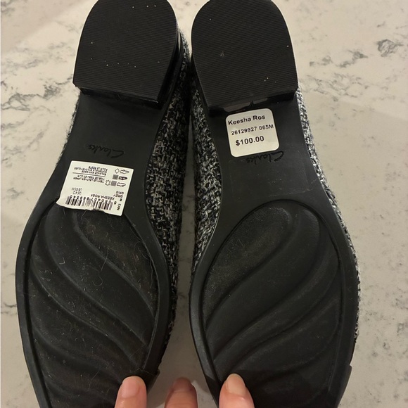 Clarks NWT sz6.5 Kesha Rosa Tweed and Black Patent Leather  Women's Flats - Picture 7 of 9